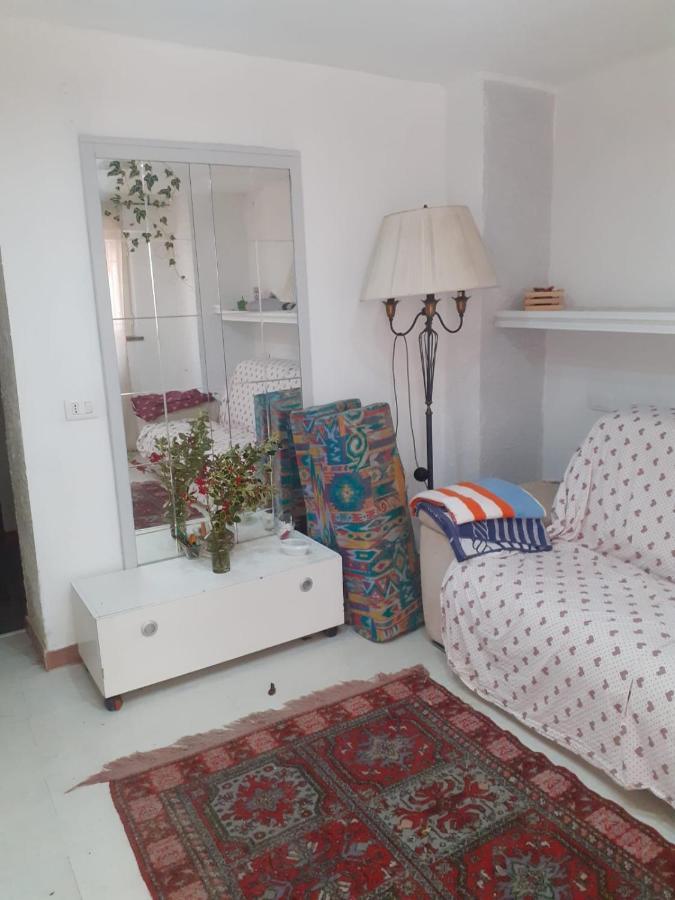 La Casa Delle Delizie Hotel Месина Екстериор снимка